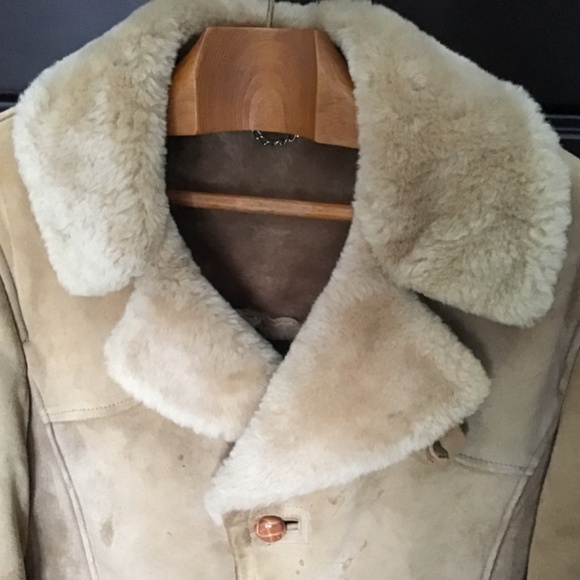 VINTAGE MAC MOR GENUINE LAMBSKIN & SHERLING COLLAR UNISEX CLASSIC BEIGE COAT - Picture 3 of 15